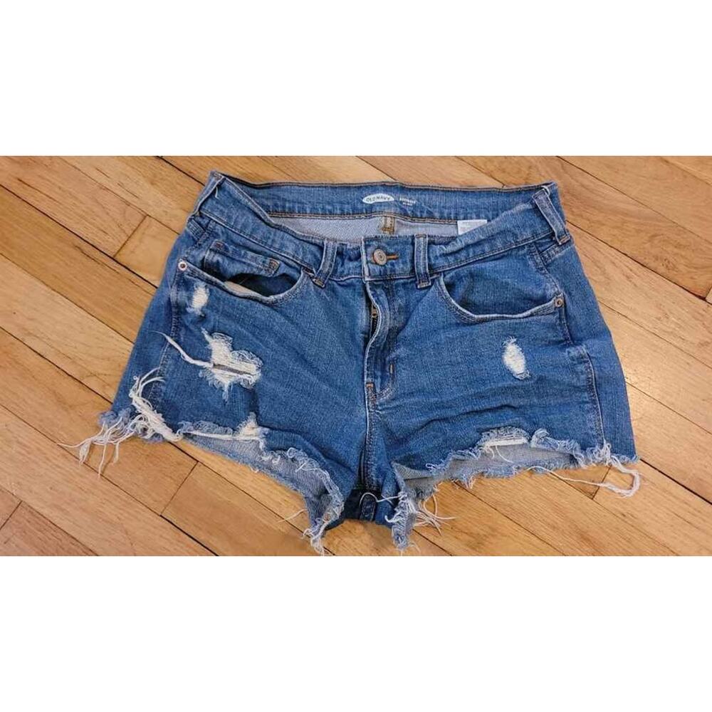 Old Navy Boyfriend Mid-Rise Distressed Denim Jean Shorts Size 4‎